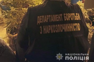 В Киеве и Киевской области действовала крупная наркогруппировка. Состоится суд