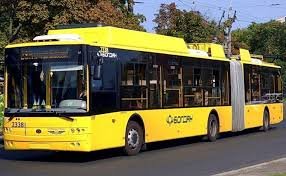 Завтра, 30 серпня, внесуть зміни в маршрути тролейбусів №№ 3, 40 через щорічний Солом’янський забіг (схеми)