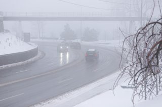 Завтра, 29 січня, в Києві та області вночі та вранці туман, на дорогах ожеледиця