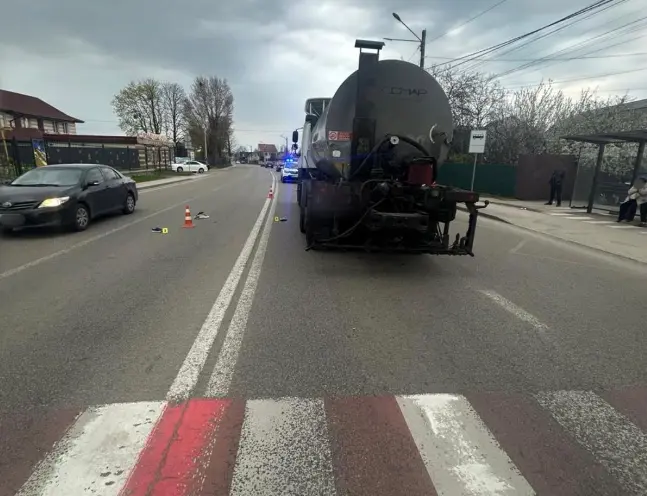 На Вишгородщині вантажівка на пішохідному переході збила на смерть чоловіка
