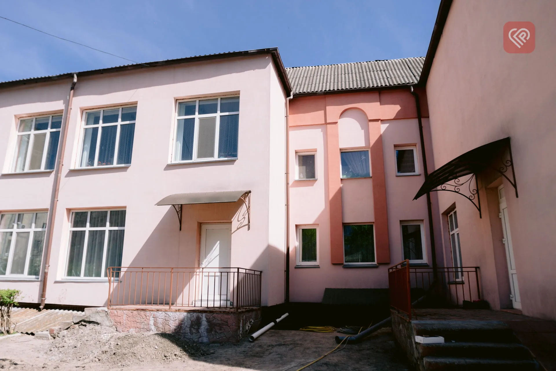 Переяслав заплатить 6,1 млн гривень за ремонт даху в дитсадку