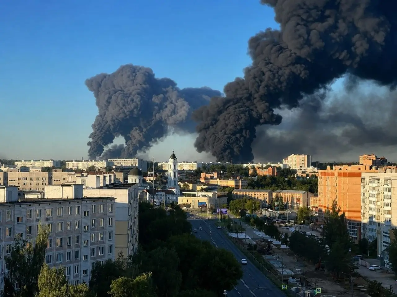 Сили оборони уразили логістичні обʼєкти у Московському й Тамбовському регіонах, – Зеленський