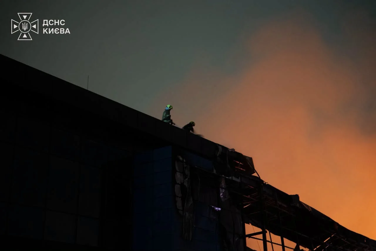 Через атаки рф тимчасово перекритий рух Південним мостом на лівий берег,«зелена» гілка метро працює з обмеженнями