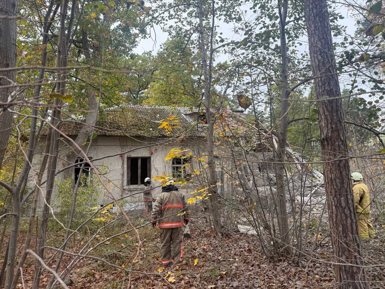 У Києві та на Київщині внаслідок атаки дронів постраждали троє людей